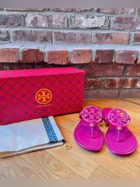 Tory Burch Fuchsia Leather Miller Sandals